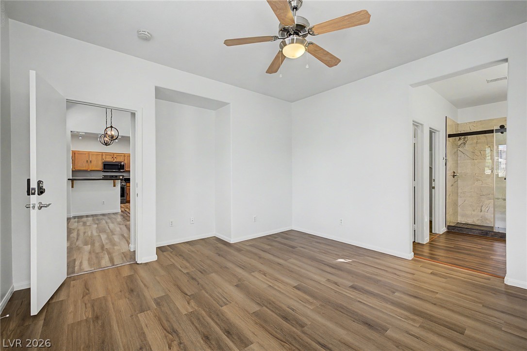 10512 Courtney Cove Avenue Property Photo 16