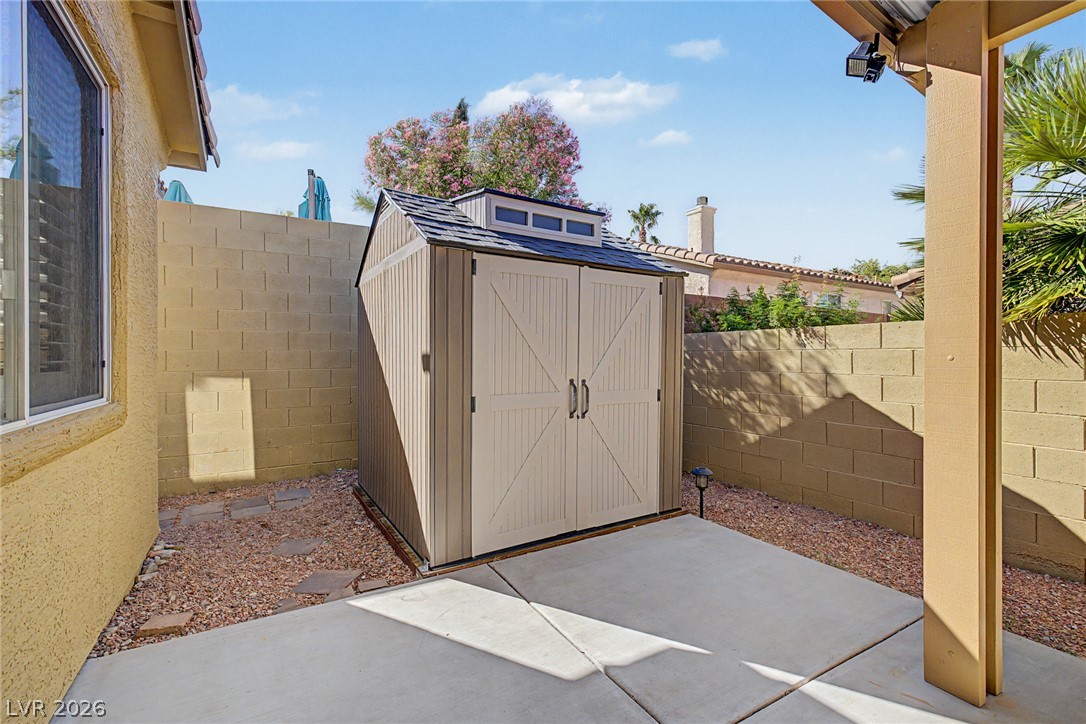 10512 Courtney Cove Avenue Property Photo 28
