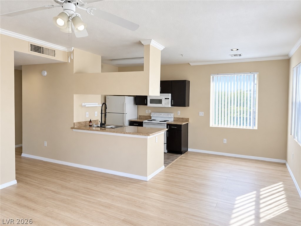 2900 Sunridge Heights Parkway 928 Property Photo 2