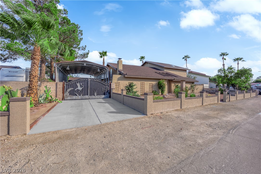 5513 Avenida Vaquero Property Photo 3