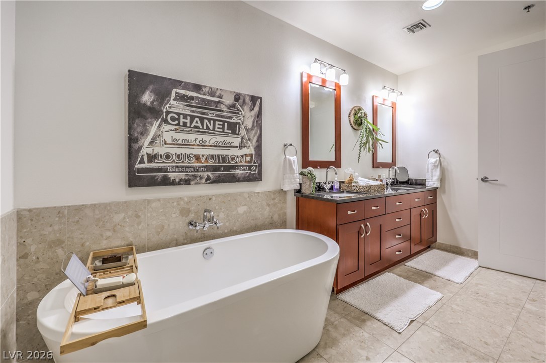 4525 Dean Martin Drive 508 Property Photo 19