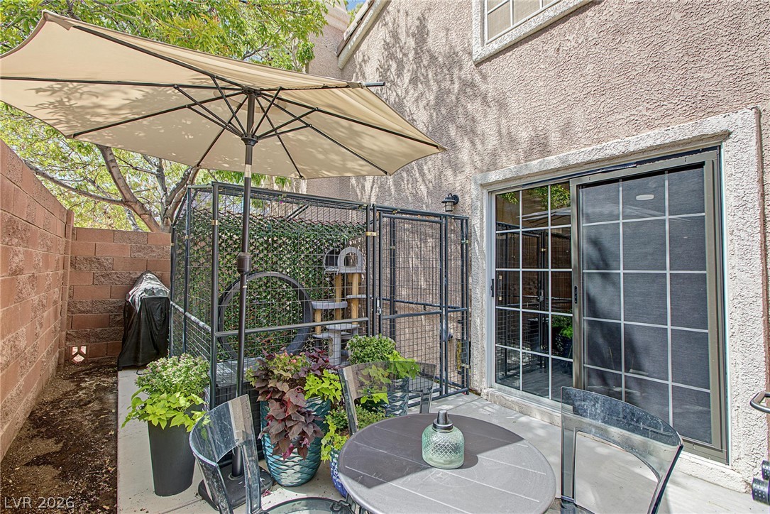 10112 Tumbling Tree Street Property Photo 20