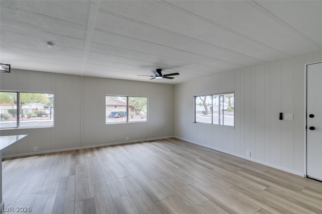 3579 Isle Royale Drive Property Photo 10