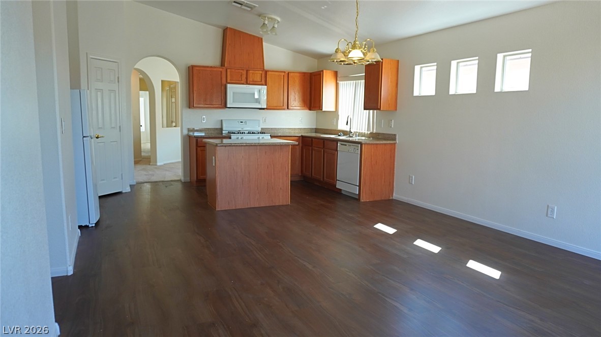 3427 Greenwood Springs Drive Property Photo 5