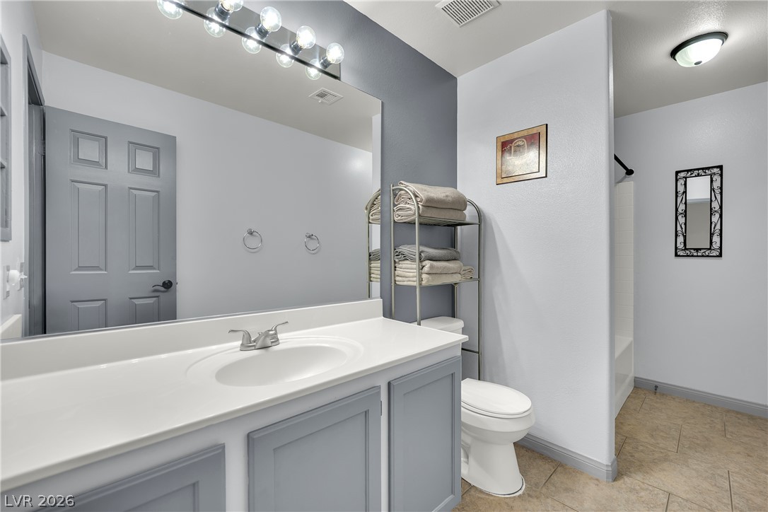 2212 Little Italy Avenue Property Photo 13