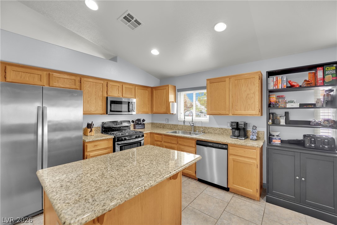 2212 Little Italy Avenue Property Photo 24