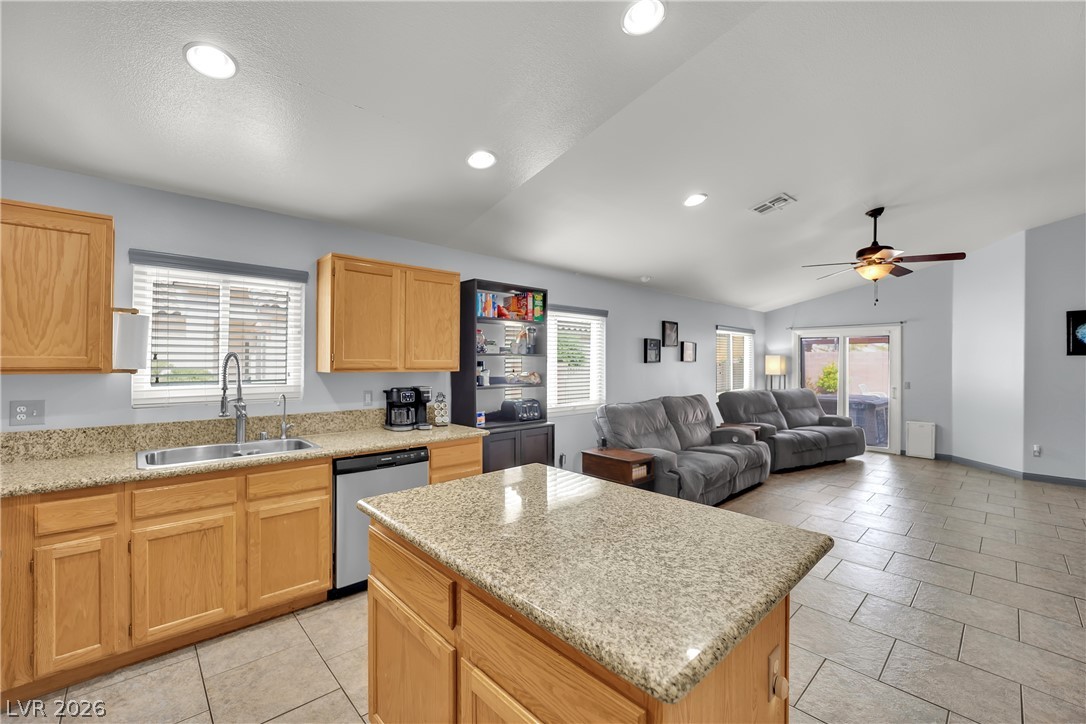 2212 Little Italy Avenue Property Photo 27