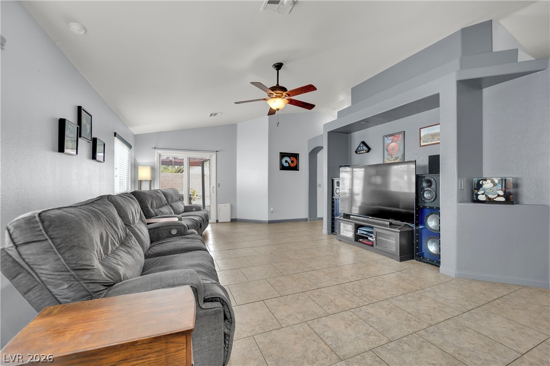 2212 Little Italy Avenue Property Photo 28