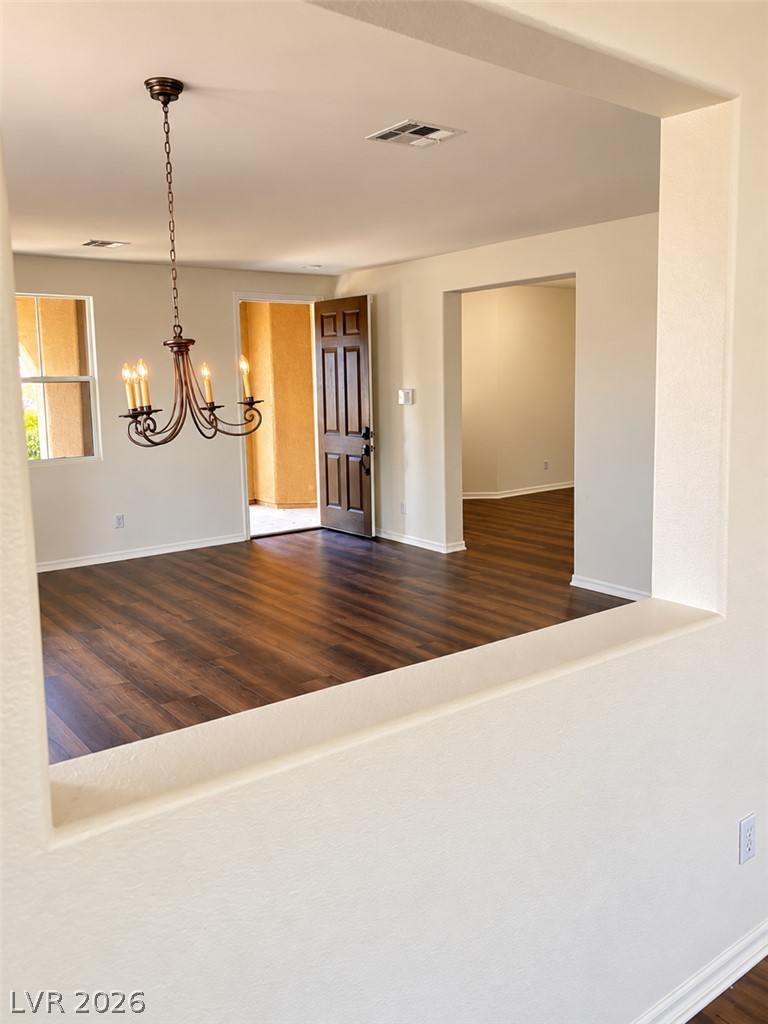 5721 East Ailanto Avenue Property Photo 3