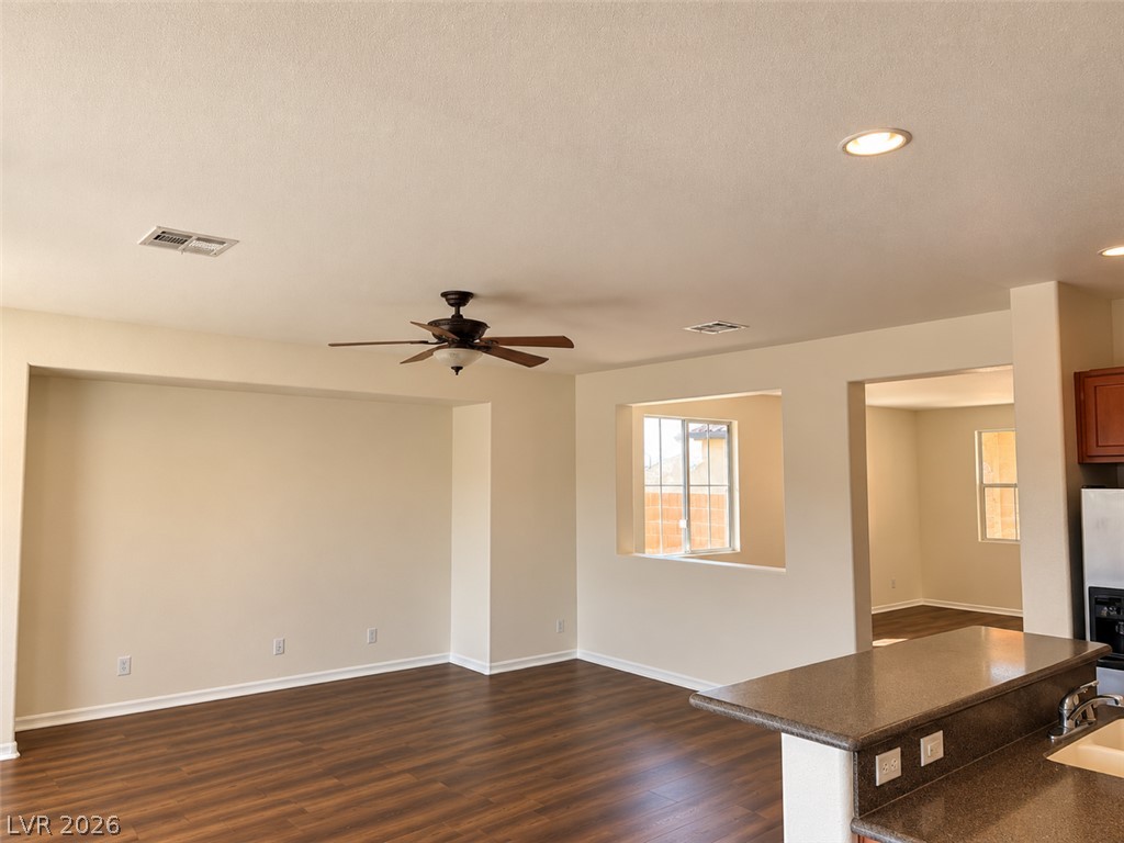 5721 East Ailanto Avenue Property Photo 19