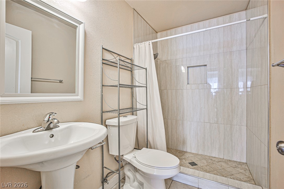 5323 Holbrook Drive Property Photo 30