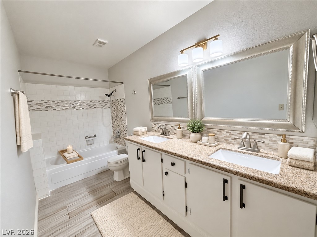 5141 Pioneer Avenue 101 Property Photo 4