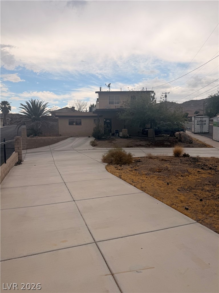 301 Lakeview Drive Property Photo 1