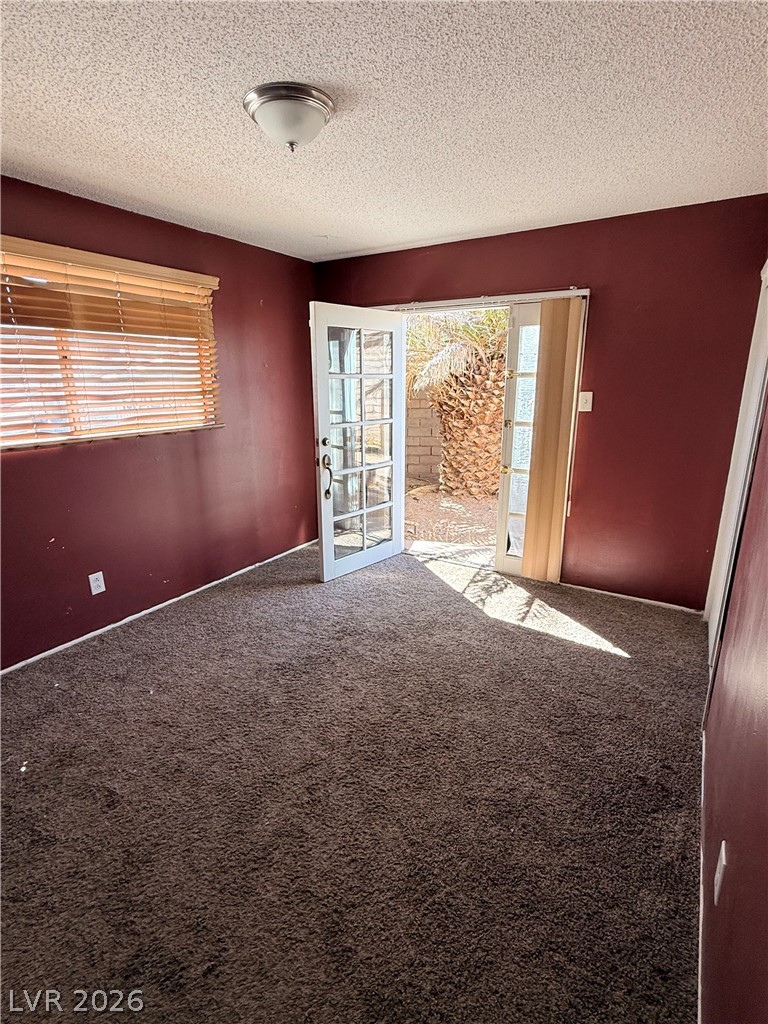 301 Lakeview Drive Property Photo 14