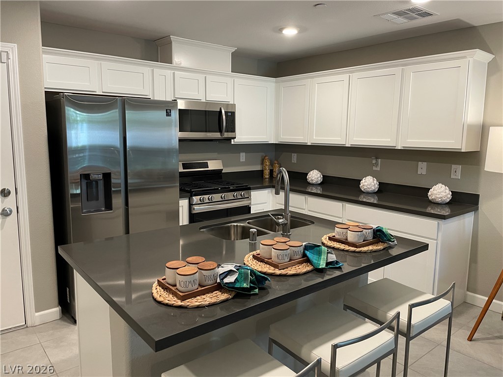 3538 Alpheus River Avenue Property Photo 8