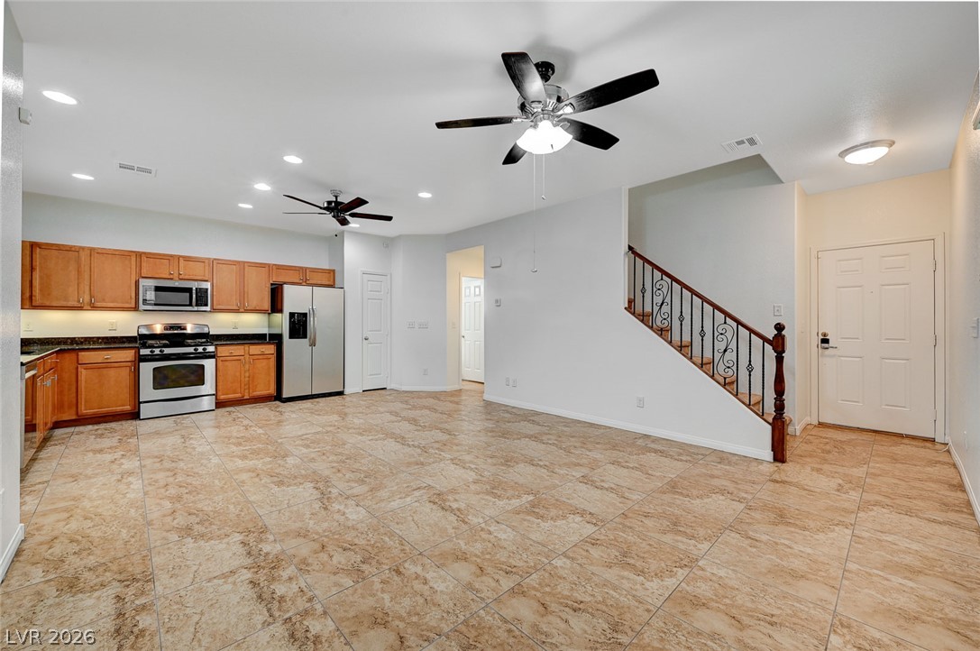 3819 Total Eclipse Street Property Photo 6
