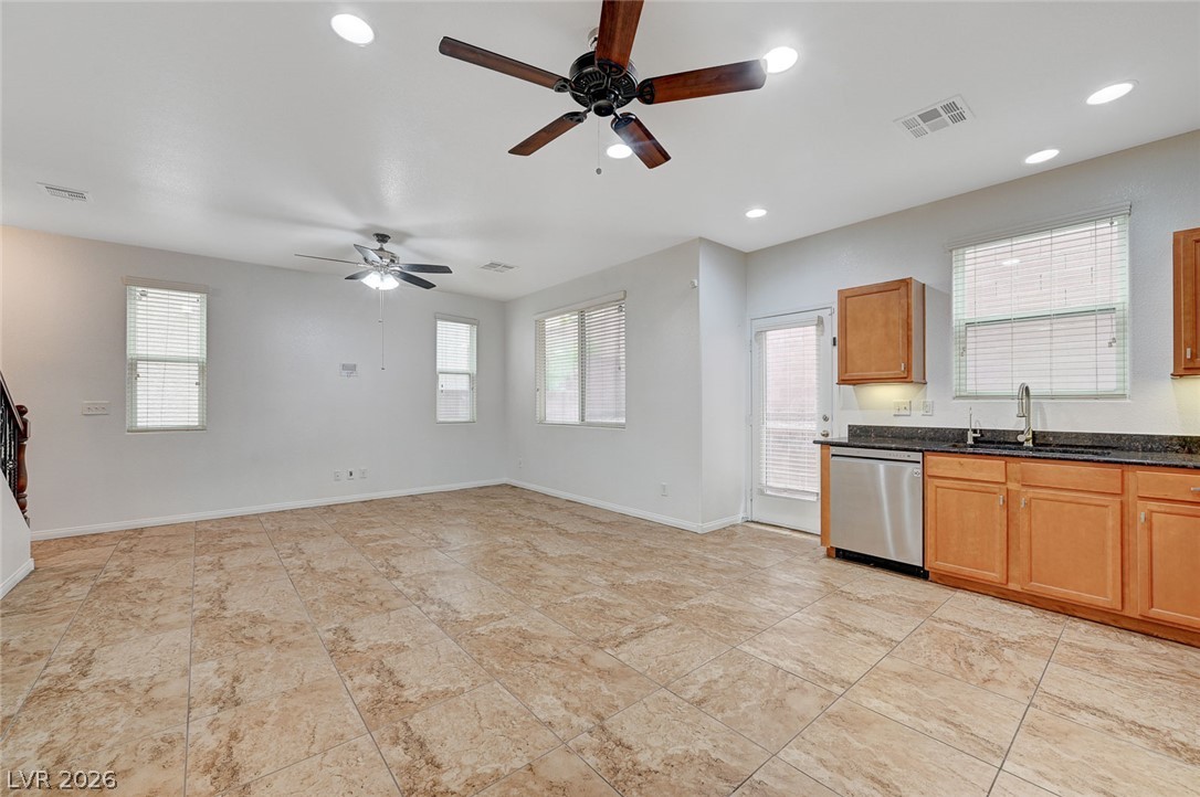 3819 Total Eclipse Street Property Photo 8