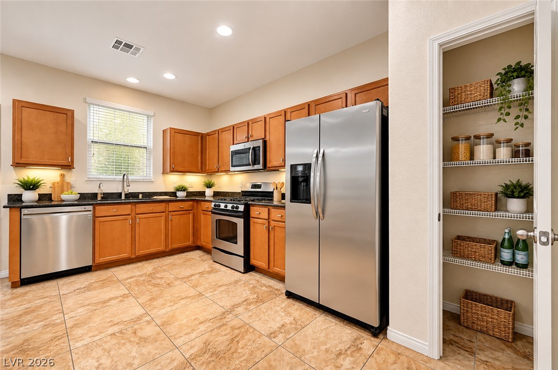 3819 Total Eclipse Street Property Photo 16