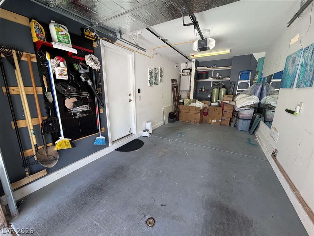 9012 Embroidery Avenue Property Photo 19