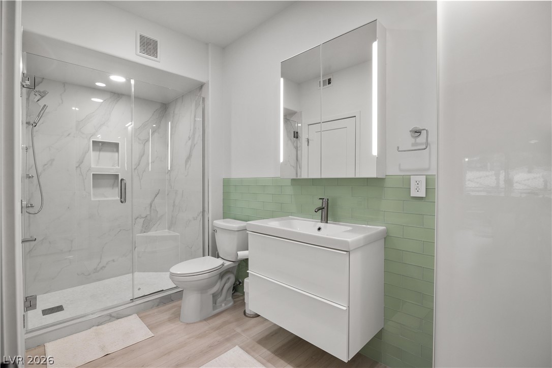 7107 South Durango Drive 203 Property Photo 13