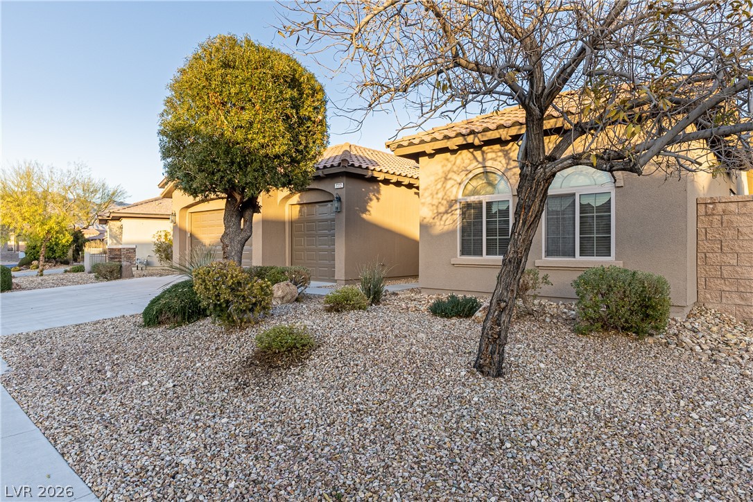 7312 Pinfeather Way Property Photo 4