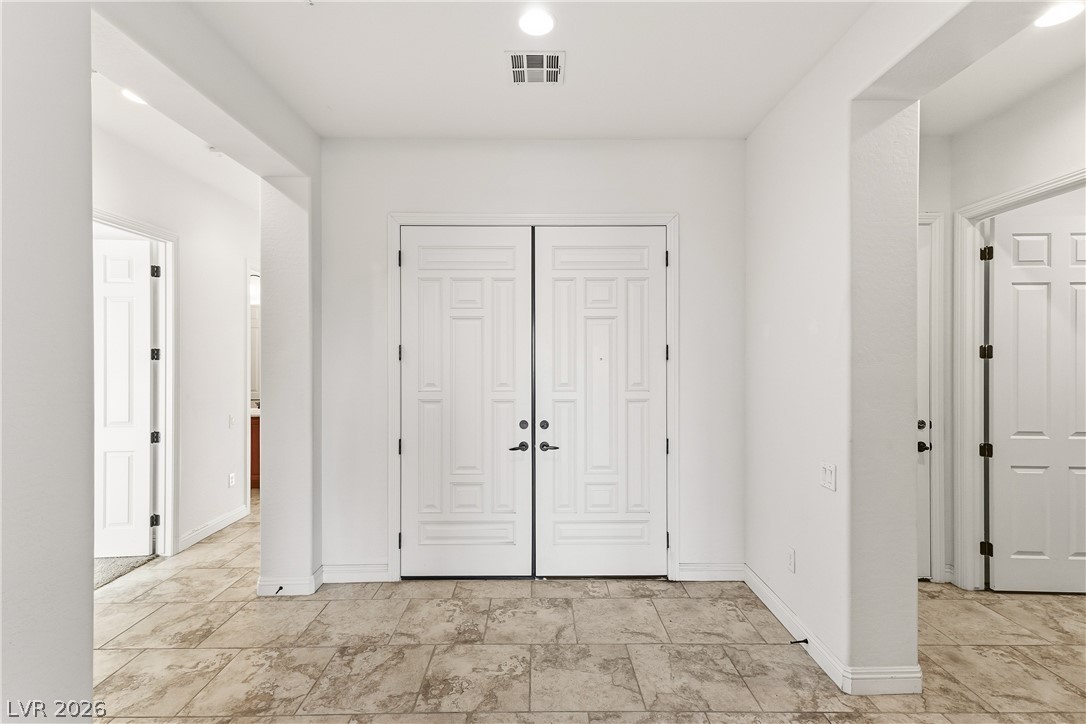 7312 Pinfeather Way Property Photo 7