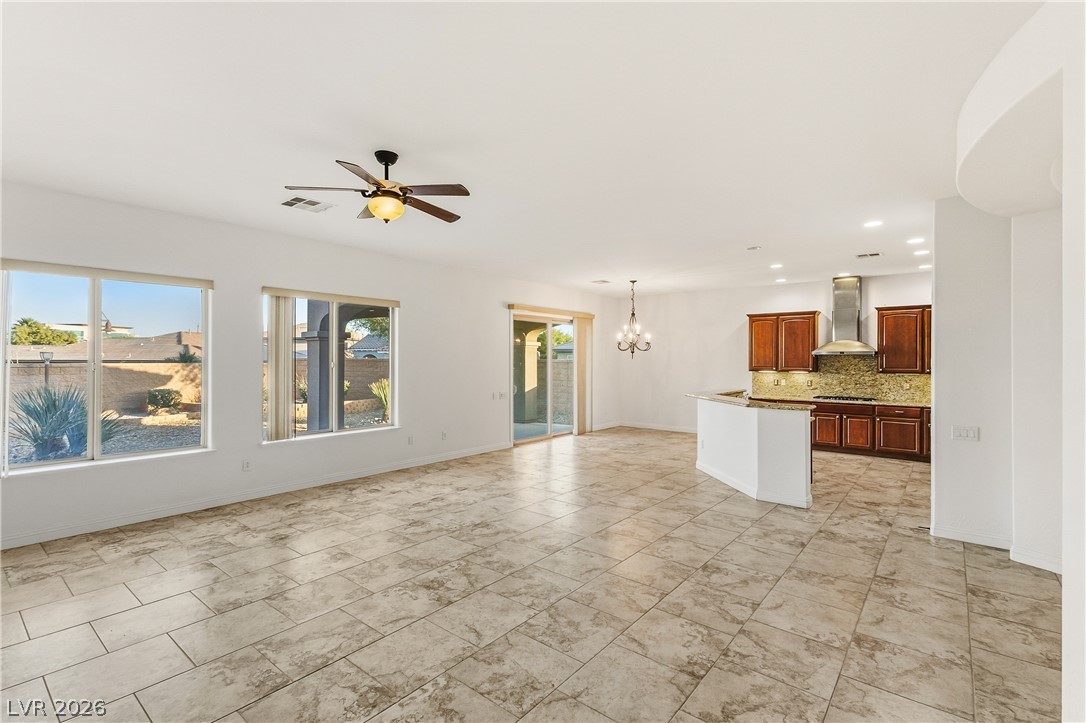 7312 Pinfeather Way Property Photo 11