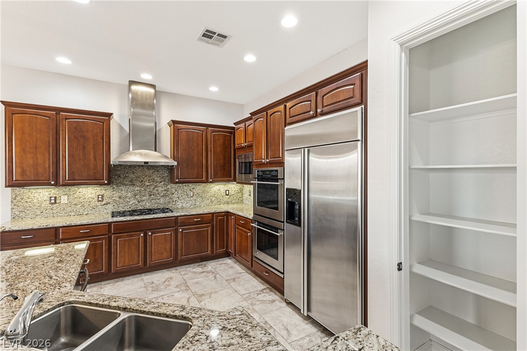 7312 Pinfeather Way Property Photo 17