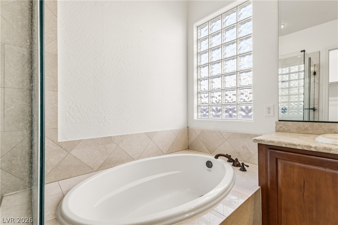 7312 Pinfeather Way Property Photo 31