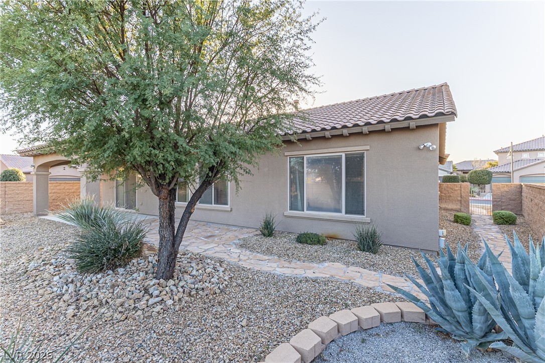 7312 Pinfeather Way Property Photo 49