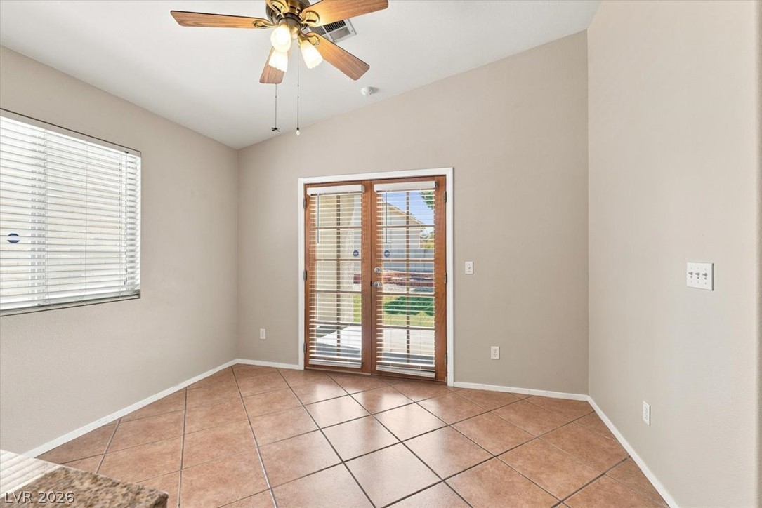 8929 Crooked Shell Avenue Property Photo 9