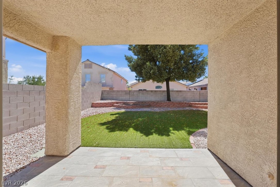 8929 Crooked Shell Avenue Property Photo 10