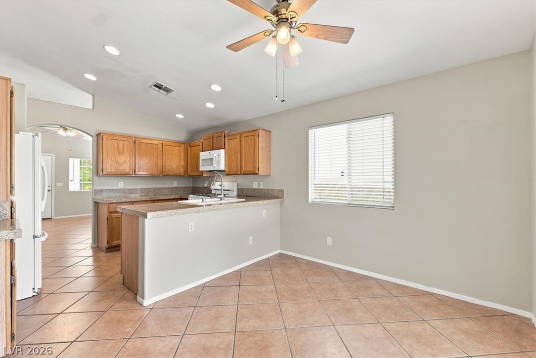 8929 Crooked Shell Avenue Property Photo 13