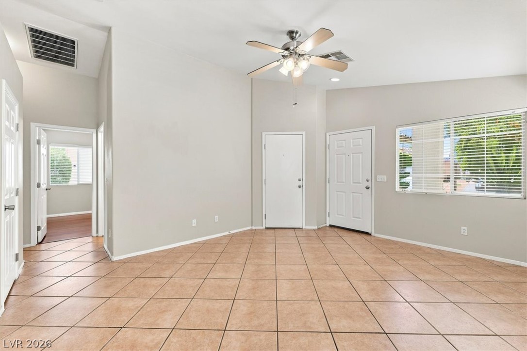 8929 Crooked Shell Avenue Property Photo 14