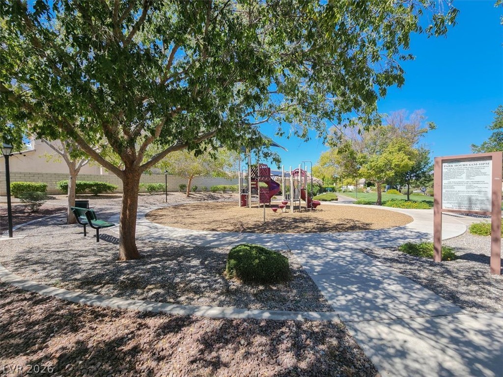 8929 Crooked Shell Avenue Property Photo 30