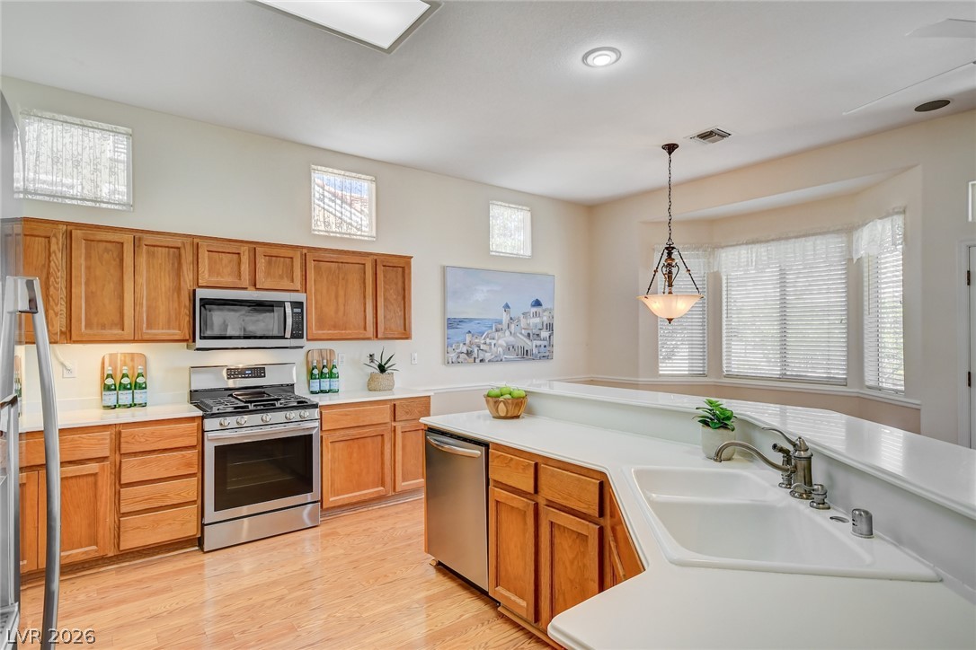 10324 Snyder Avenue Property Photo 19