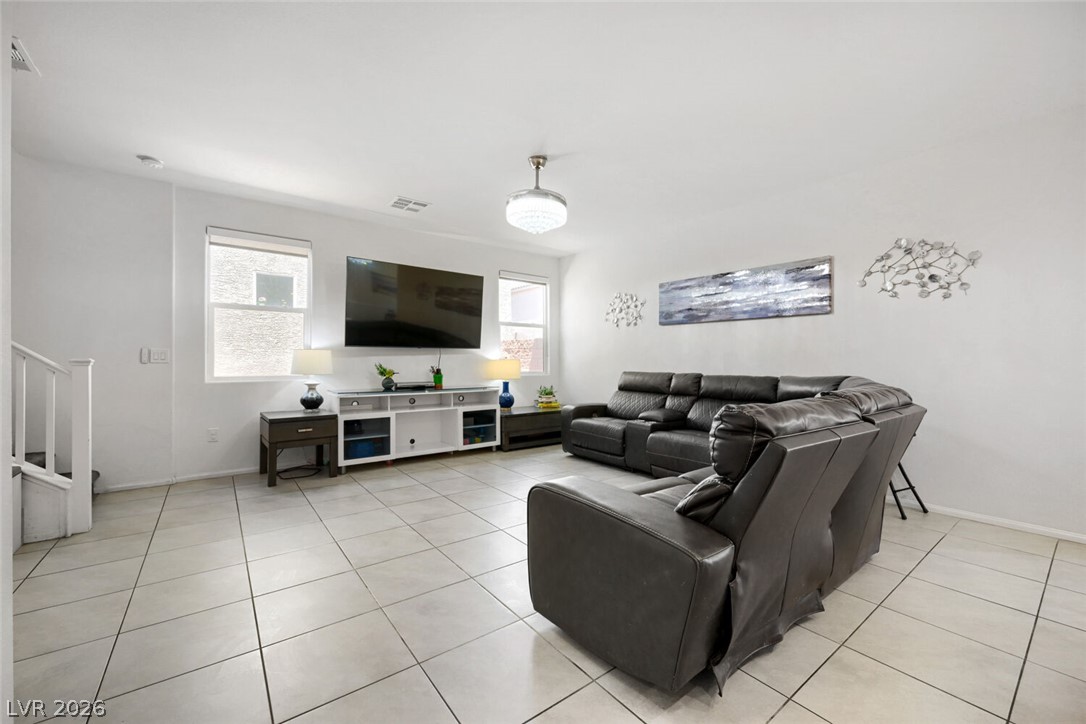6178 Yuzu Place Property Photo 4