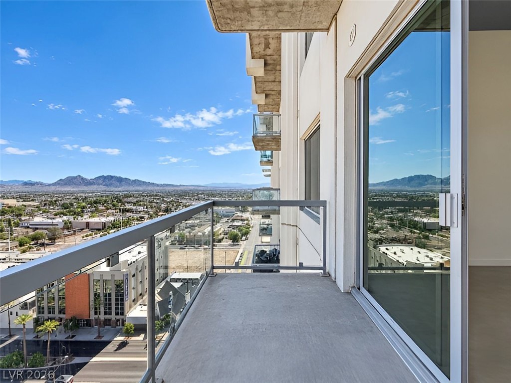 900 Las Vegas Boulevard 1216 Property Photo 38