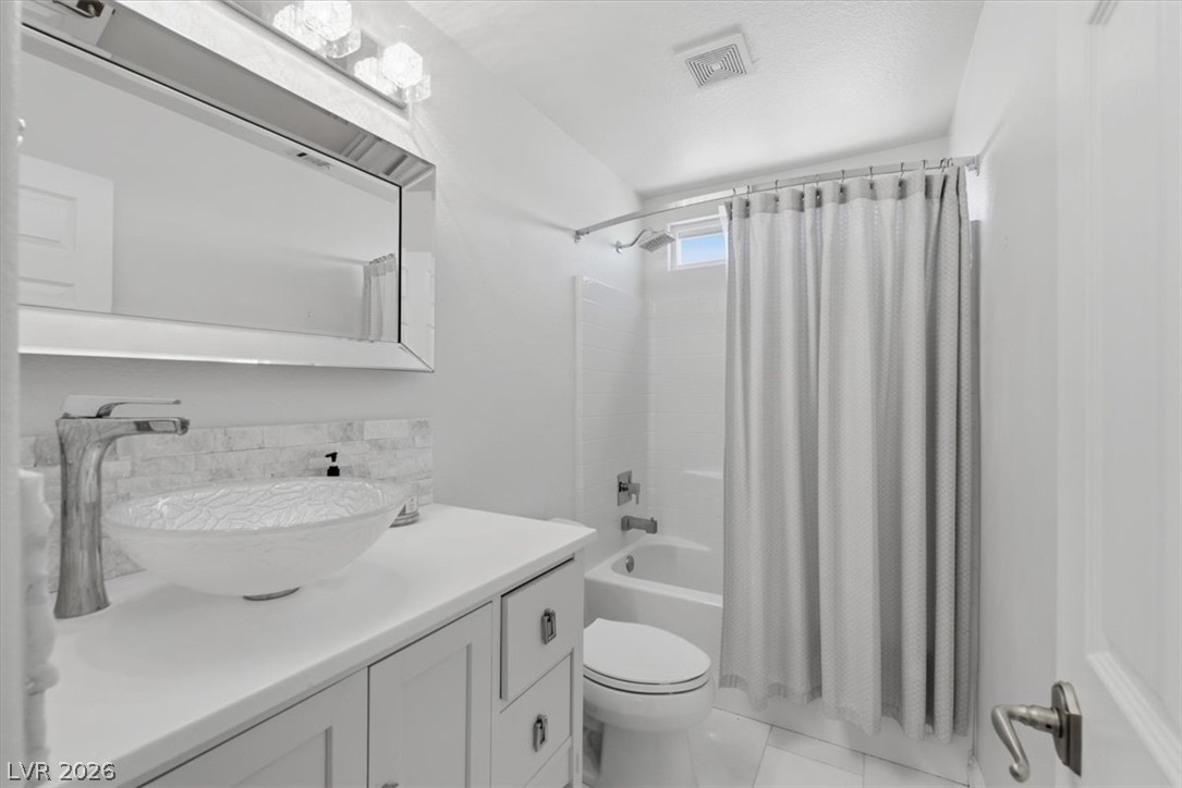 5397 Esparon Avenue Property Photo 24