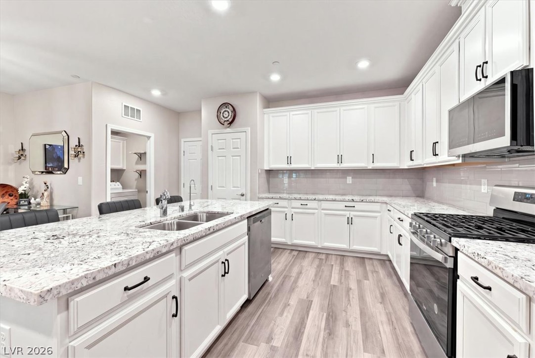11513 Cedar Shore Avenue Property Photo 4