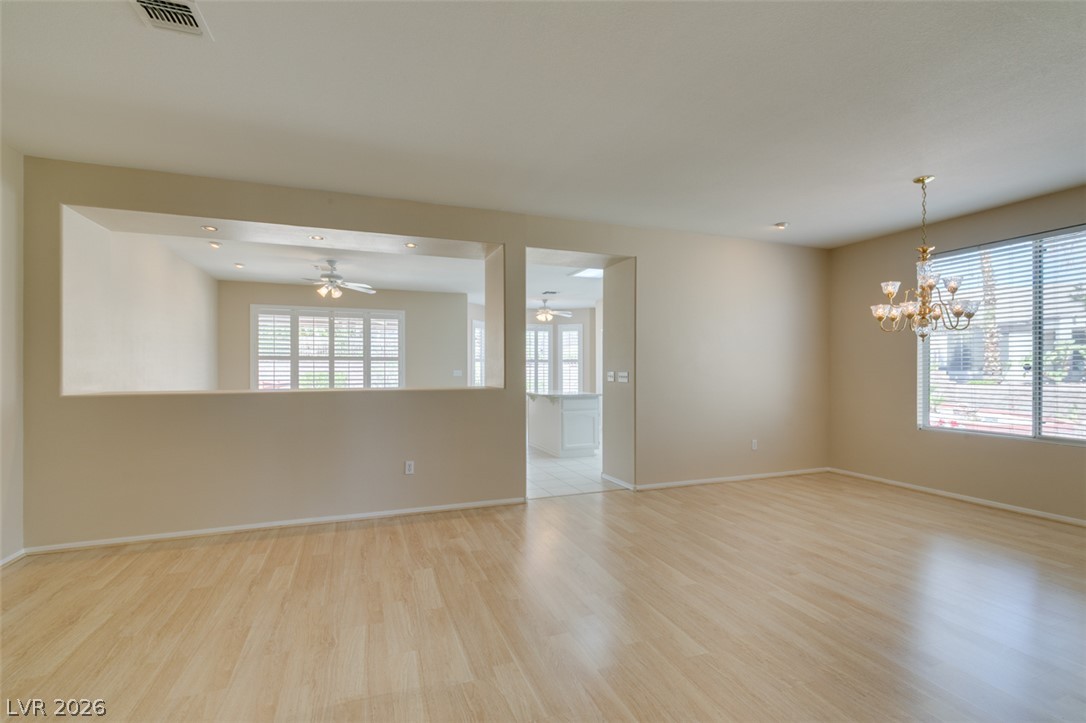 431 Vinewood Court Property Photo 4