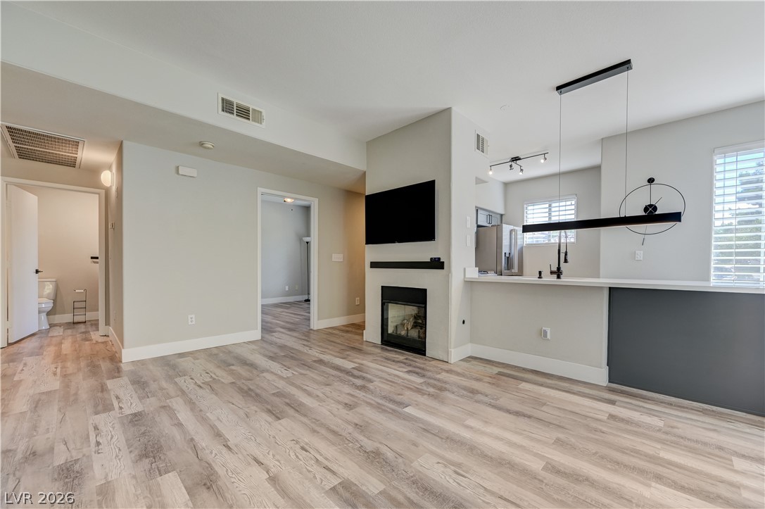 9050 West Warm Springs Road 1091 Property Photo 10