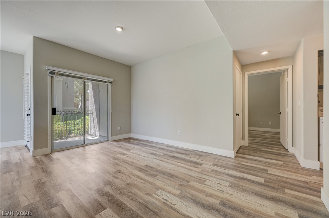 9050 West Warm Springs Road 1091 Property Photo 11