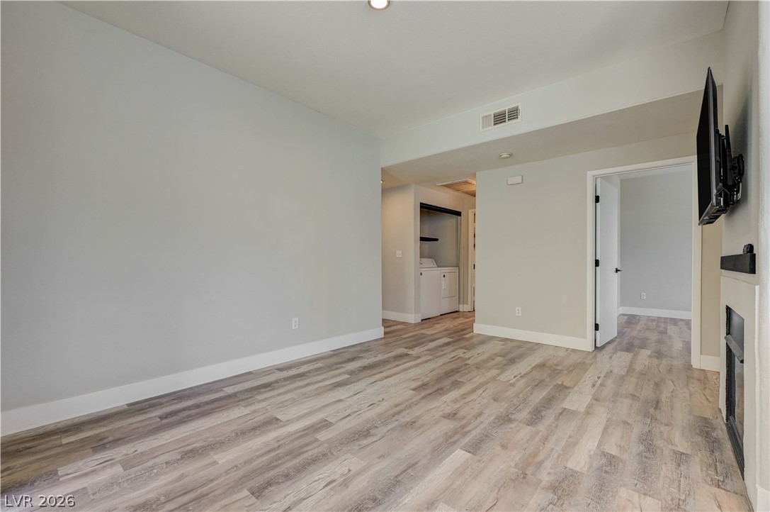 9050 West Warm Springs Road 1091 Property Photo 12