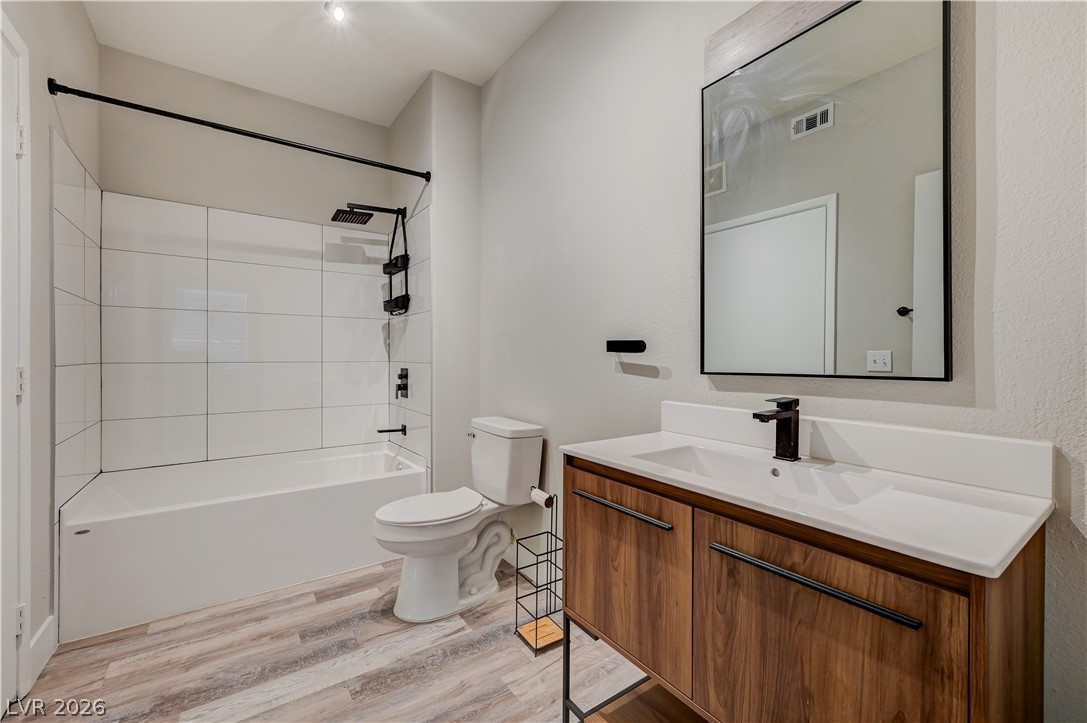 9050 West Warm Springs Road 1091 Property Photo 20