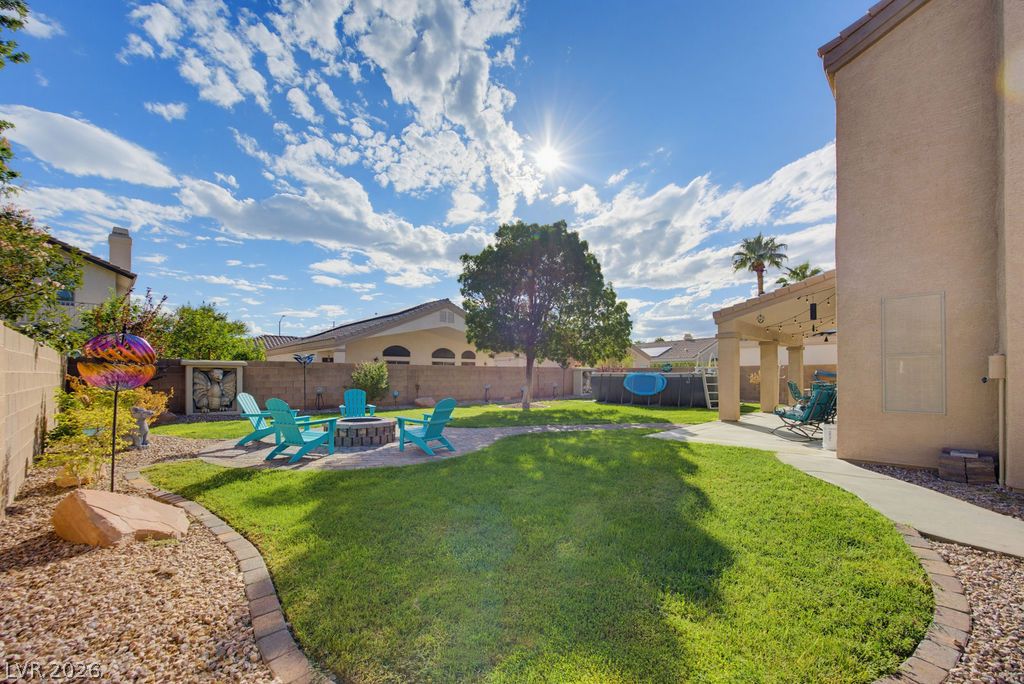 6117 Copper Crest Drive Property Photo 3