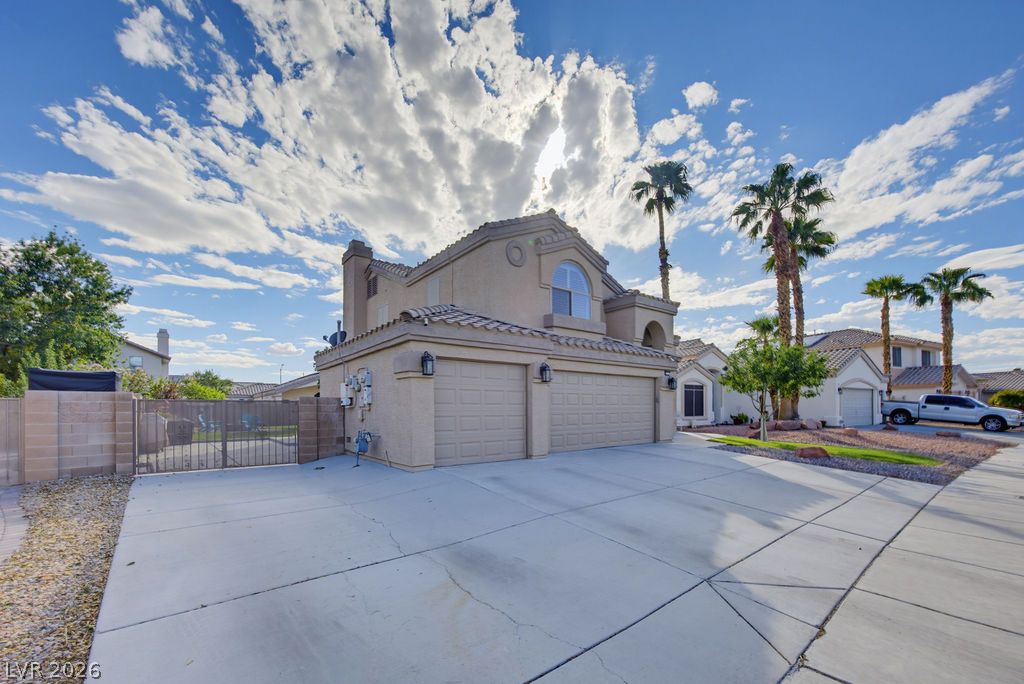 6117 Copper Crest Drive Property Photo 11