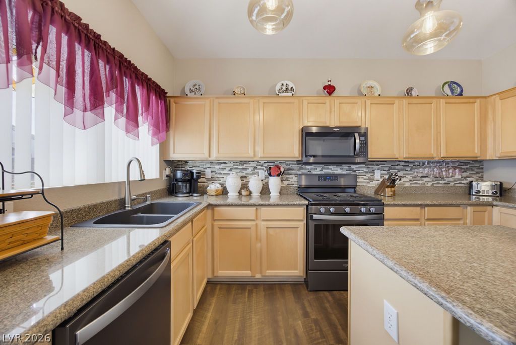 6117 Copper Crest Drive Property Photo 26
