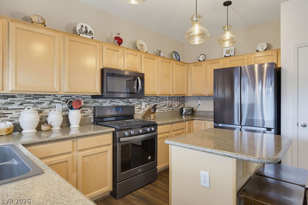 6117 Copper Crest Drive Property Photo 27
