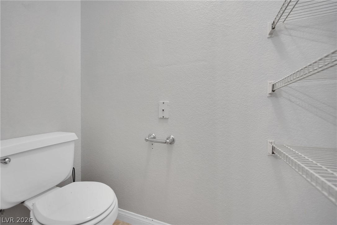 2200 South Fort Apache Road 2041 Property Photo 18